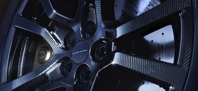 先进的空气, 新车配备了