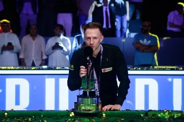 AA, 墨菲vs第, 分却憾失红 AA, 墨菲vs第, 分却憾失红