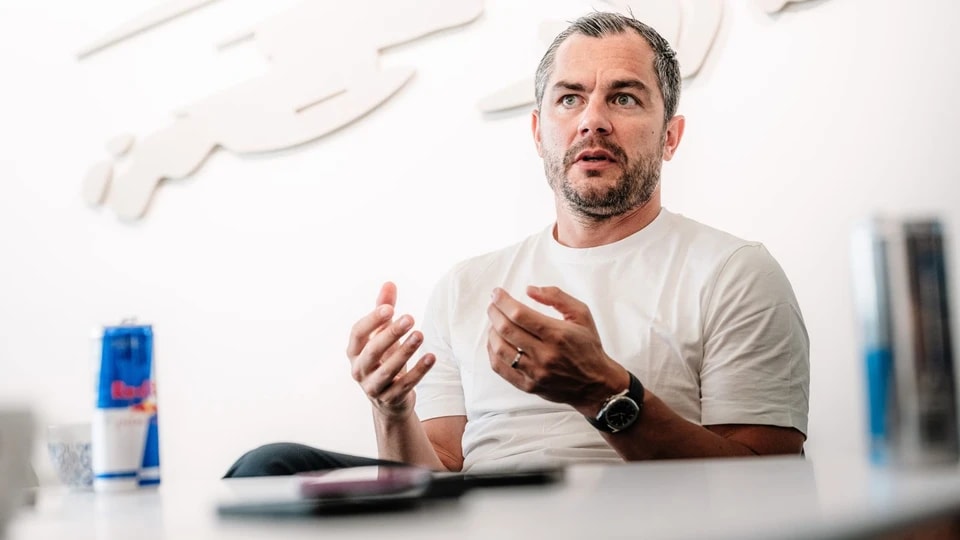 有一份出色, 伤心, 即使是英格